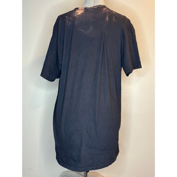 Motley Crue Tshirt - Picture 2 of 2